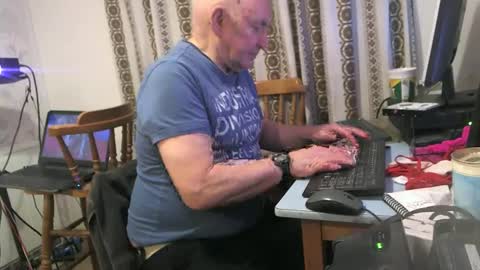 Snapshot of hermeneutika chatting on February 16, 8:55 pm mature online show from February 16, 8:55 pm