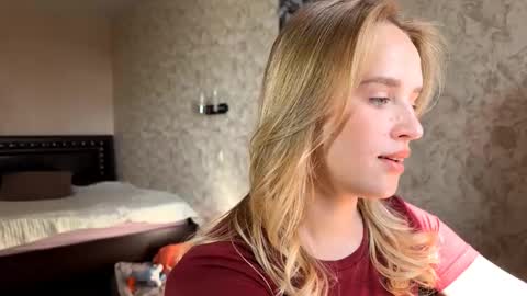 Sylvia online show from September 30, 8:03 am