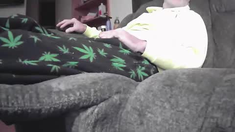 herpotheadpup online show from December 1, 2:20 am