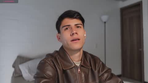 hey_cesard online show from March 25, 1:18 pm