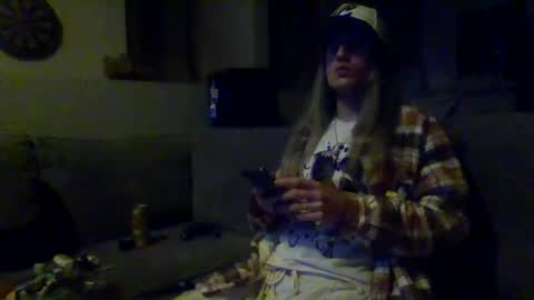 Snapshot of hey_mikky chatting on October 14, 12:35 am hey_mikky online show from October 14, 12:35 am