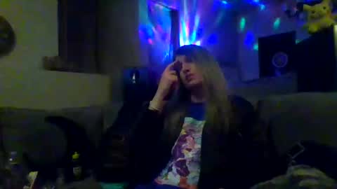 Snapshot of hey_mikky chatting on October 3, 1:48 am hey_mikky online show from October 3, 1:48 am