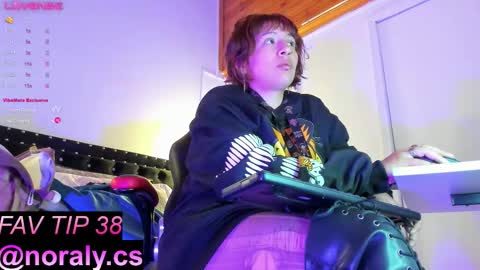 Noraly  online show from September 29, 4:11 am