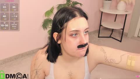 Tessa online show from November 9, 11:24 am