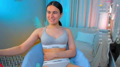 Snapshot of heyalena chatting on October 4, 11:08 am heyalena online show from October 4, 11:08 am