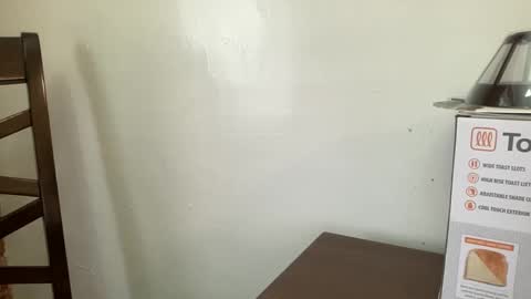 Snapshot of heybluebabe chatting on February 12, 6:09 pm Blue  online show from February 12, 6:09 pm