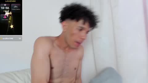 Harry Gaylord Hilltop  INDEPENDENT MODEL online show from December 23, 9:18 pm