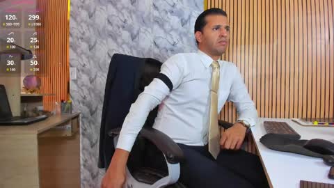 George online show from April 15, 1:36 pm