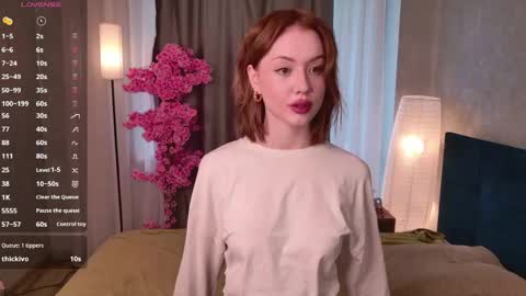 Adel online show from April 22, 2:35 pm