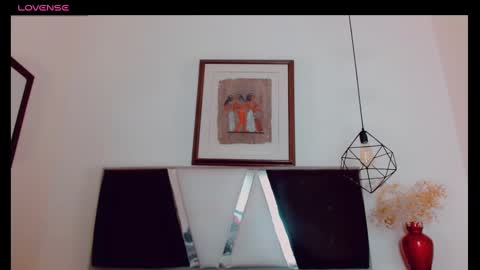 Snapshot of hilary_avilan chatting on February 24, 7:52 pm Hilary Avilan online show from February 24, 7:52 pm
