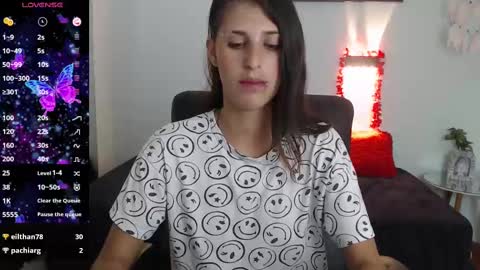 H I L A R Y online show from March 12, 6:07 am