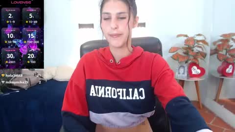 H I L A R Y online show from October 19, 3:00 am