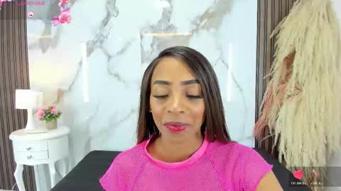 Hilary Thomsom online show from February 19, 12:48 pm