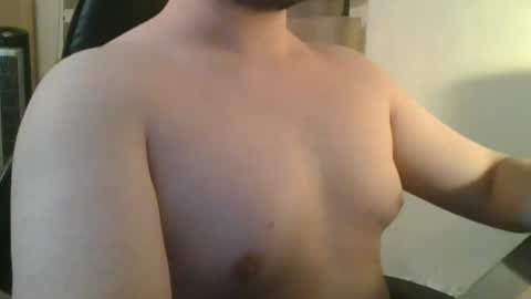 Himbo fox online show from July 12, 9:45 am