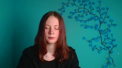 Hinata online show from April 11, 7:45 am