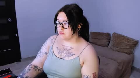 Dina online show from December 2, 7:51 am