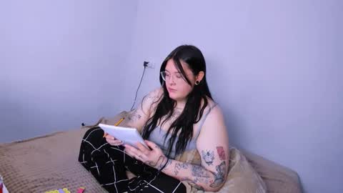 Dina online show from November 27, 9:39 am