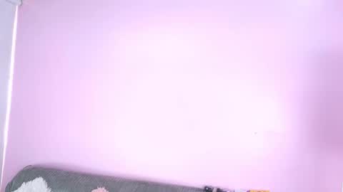 Snapshot of hiyakasudere_ chatting on October 14, 6:44 pm hiyakasudere_ online show from October 14, 6:44 pm