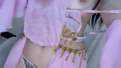 hkchengcheng online show from December 2, 4:38 pm