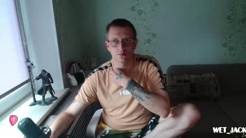 Snapshot of hlestus chatting on September 26, 6:21 am Wet Jack online show from September 26, 6:21 am