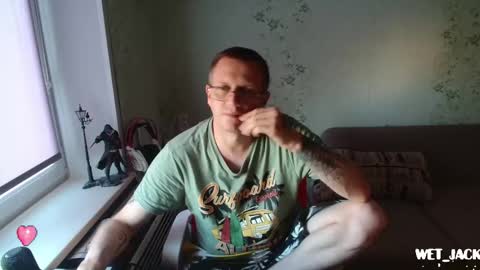 Snapshot of hlestus chatting on September 22, 12:42 pm Wet Jack online show from September 22, 12:42 pm
