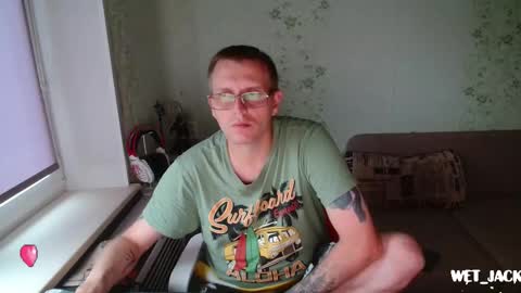 Snapshot of hlestus chatting on September 21, 12:42 pm Wet Jack online show from September 21, 12:42 pm