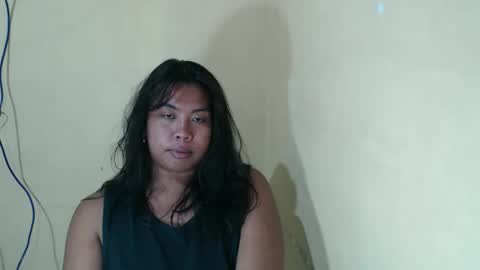 Layla3 online show from March 28, 5:25 pm