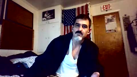 Snapshot of hoglegg99384194 chatting on October 16, 9:20 am hoglegg99384194 online show from October 16, 9:20 am