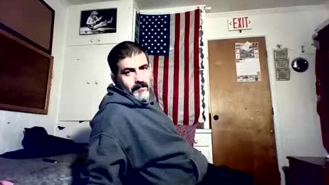 Snapshot of hoglegg99384194 chatting on October 10, 12:11 pm hoglegg99384194 online show from October 10, 12:11 pm