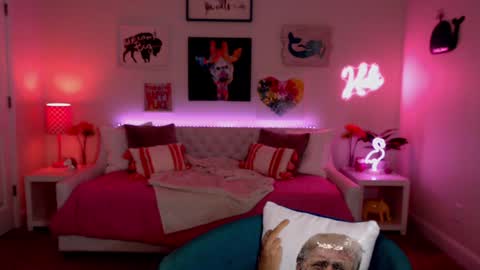 Holi Hurricane online show from October 28, 3:40 am