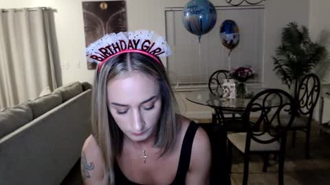 Holi Hurricane online show from January 20, 3:48 am