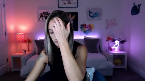 Holi Hurricane online show from September 27, 2:53 am