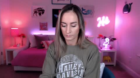 Holi Hurricane online show from November 4, 2:46 am