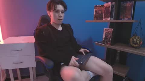 Holland online show from February 24, 12:41 pm