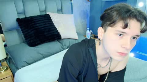 Holland online show from April 7, 1:02 pm