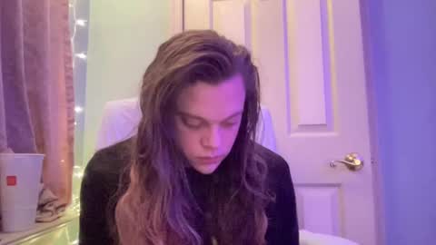 Hollys Drive threw Side Of CB. online show from January 6, 2:26 am