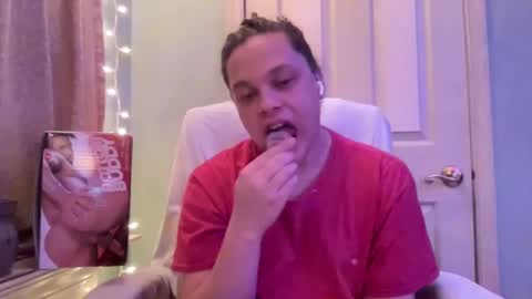 Hollys Drive threw Side Of CB. online show from December 18, 1:26 am