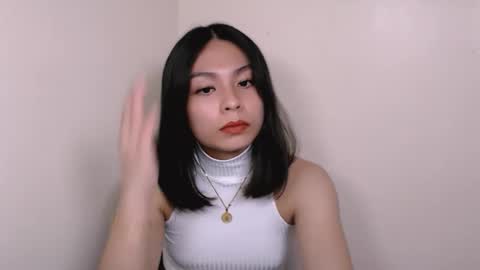 hollyaki69 online show from February 2, 2:25 pm