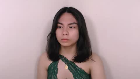 hollyaki69 online show from February 8, 12:36 am