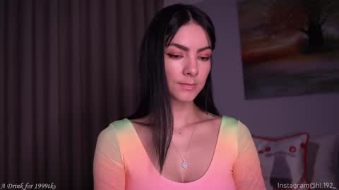 Snapshot of hollylinder_ chatting on December 7, 1:52 am Holly Linder online show from December 7, 1:52 am