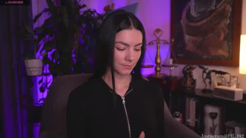 Snapshot of hollylinder_ chatting on September 28, 2:31 am Holly Linder online show from September 28, 2:31 am