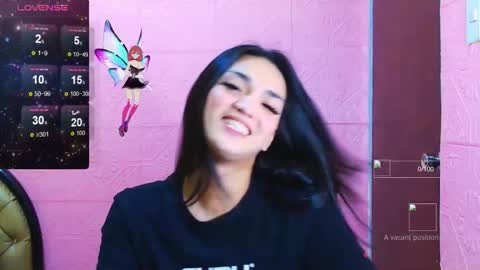 Snapshot of hollywoodbitch chatting on September 26, 4:26 pm Isabella Marie online show from September 26, 4:26 pm