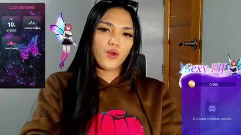 Snapshot of hollywoodbitch chatting on February 19, 9:06 am Isabella Marie online show from February 19, 9:06 am