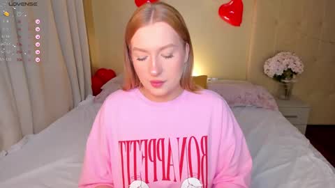 Emma online show from February 20, 1:25 am