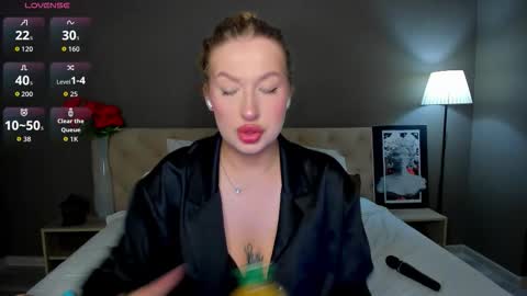 Emma online show from September 18, 12:14 am