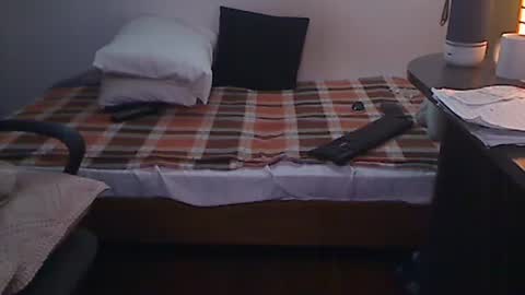 Holofernes45gil online show from October 1, 6:01 am