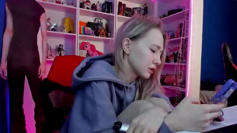 Rumi online show from January 18, 12:03 pm