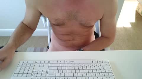 Snapshot of holymoses8 chatting on March 4, 1:59 pm holymoses8 online show from March 4, 1:59 pm