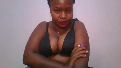 honey_beb online show from October 8, 5:13 am