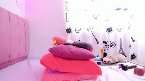 Jhenna martinez online show from September 30, 3:55 pm